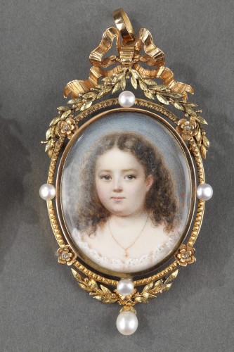 Pair of miniatures on ivory with gold frame Mid-19th century - Objects of Vertu Style Restauration - Charles X
