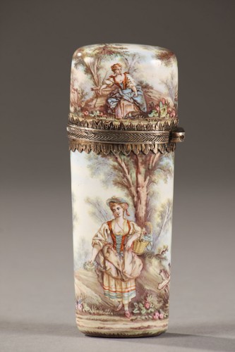 Limoges enamel flask  19th century  - Objects of Vertu Style Louis-Philippe