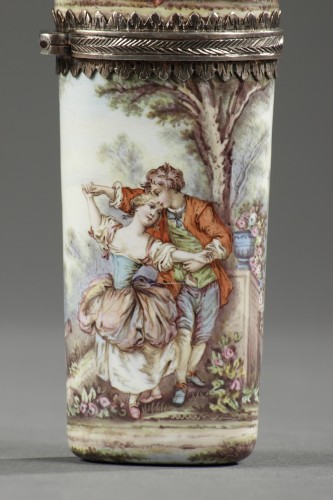 Objects of Vertu  - Limoges enamel flask  19th century 