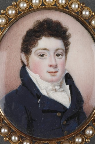 Pendentif porte cheveux "souvenir" avec miniature, époque Louis-Philippe - Ouaiss Antiquités