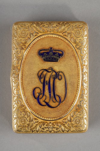 Boite en or au chiffre du Duc d'Orléans, 19e siècle - Objets de Vitrine Style Restauration - Charles X