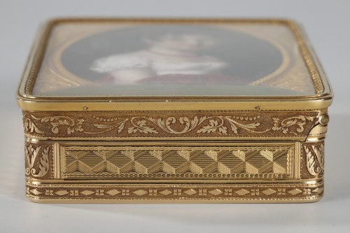 Empire - Tabatière rectangulaire en or, miniature signée de Joseph Alphonse Boichard