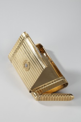 20th century - Gold case with diamonds. Edouard Husson. Early 20th century. 