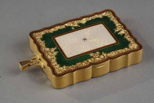 Objects of Vertu  - A jewelled  gold mounted and guilloché enamel Business card case