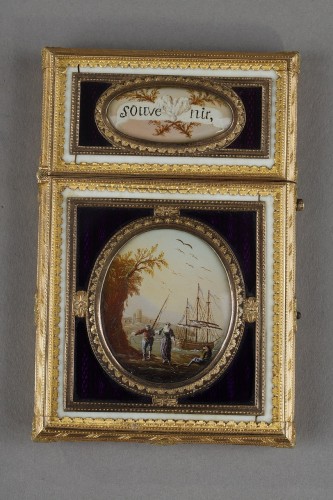 Étui "souvenir d'amitié" en or et nacre monté à cage, XVIIIe siècle - Objets de Vitrine Style Louis XVI