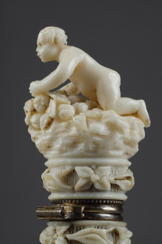 A crystal and ivory perfume bottle, 19th century - Napoléon III