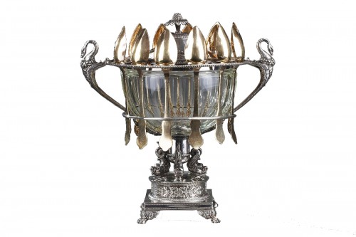 19th century  silver and cut- crystal confiturier with 12 spoons, Restaurat