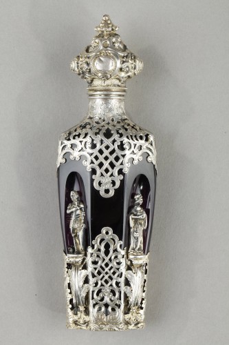 XIXe siècle - Flacon à sels en cristal améthyste et argent de Louis Bruneau, XIXe siècle
