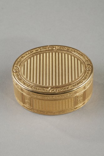 18th century gold snuff box by Pierre Pleyards  - Objects of Vertu Style Louis XVI