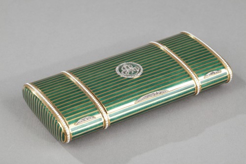 Objects of Vertu  - An early 20th century bi-colour Gold and enamel Case