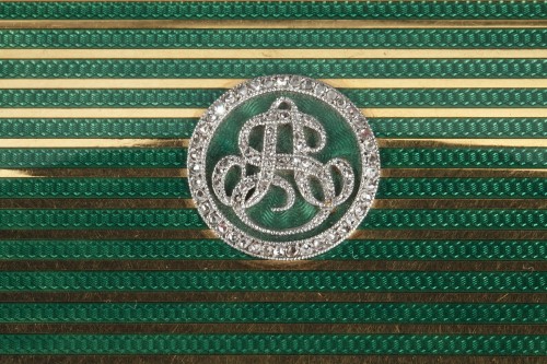 Art Déco - Boite en or, émail vert et diamants, début du XXe siècle