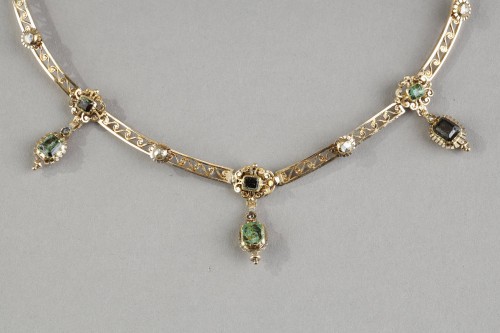 Bijouterie, Joaillerie Pendentif, Collier - Collier en or articulé et pierres précieuses du XIXe siècle