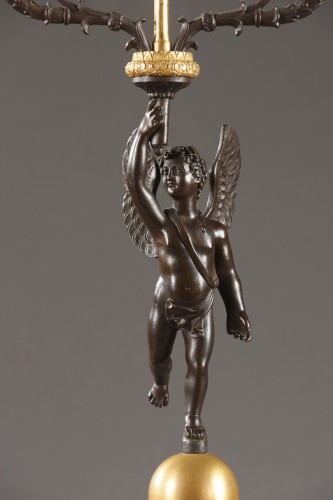 Paire de candélabres à putti en bronze doré et patiné - Luminaires Style Restauration - Charles X