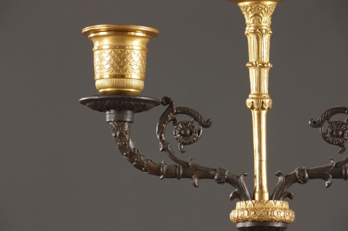 Paire de candélabres à putti en bronze doré et patiné - Ouaiss Antiquités