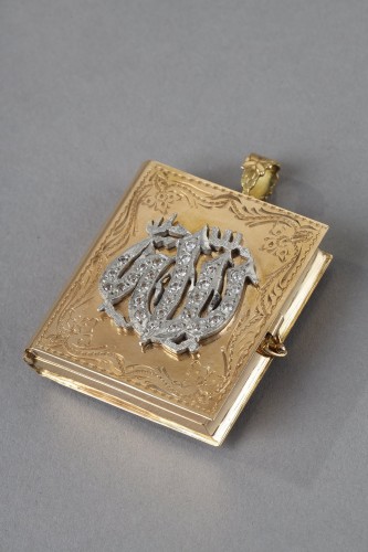 Bijouterie, Joaillerie Pendentif, Collier - Pendentif porte Coran en or et email, XIXe siècle