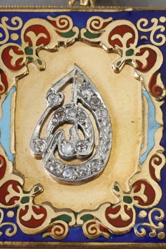  - Pendentif porte Coran en or et email, XIXe siècle