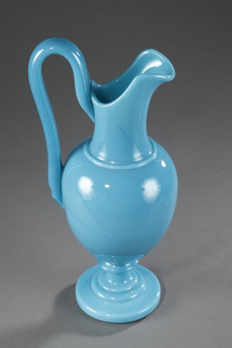 Aiguière en opaline bleu turquoise d'époque Charles X - Ouaiss Antiquités