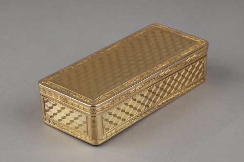 Objets de Vitrine Coffret & Nécessaire - Boîte en or de forme rectangulaire, début XIX siècle