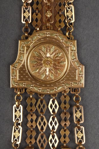 Three-gold chatelaine - 