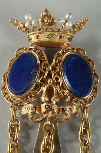 19th century - Chatelaine in gold and semi-precious stones,19th century