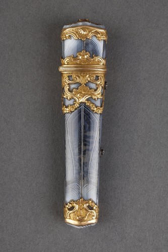 Objects of Vertu  - Agate and gold case 18th century