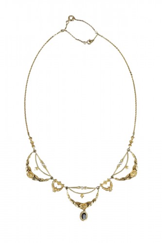 Art Nouveau gold, fine pearls and sapphir Necklace