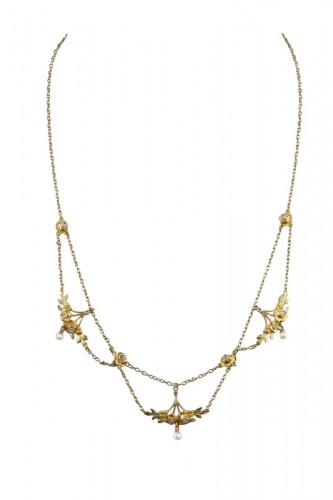 Gold, pearl and diamond necklace - French work circa 1900
