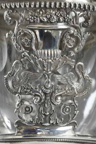 XIXe siècle - Drageoir en argent et cristal. époque Restauration