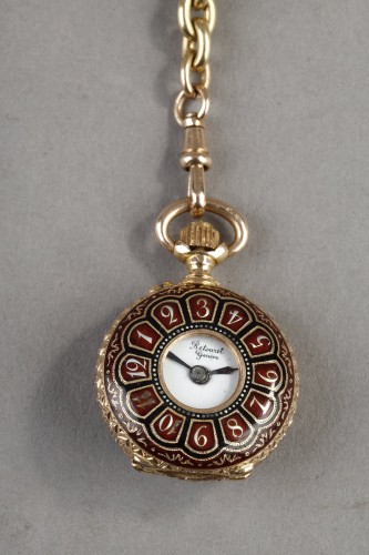 Bijouterie, Joaillerie  - Montre de col en or 18 carats, diamants et émail signée "Retouret Genève"