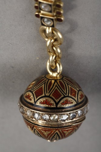 XIXe siècle - Montre de col en or 18 carats, diamants et émail signée "Retouret Genève"