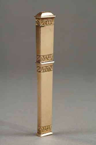 Un etui en or à aiguilles, Empire - Ouaiss Antiquités