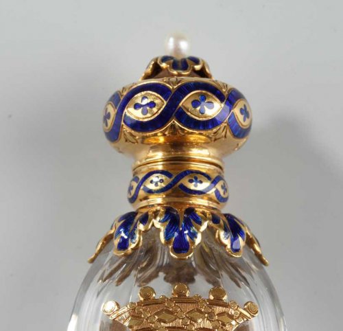 Objects of Vertu  - conical flask with enameled gold mounts
