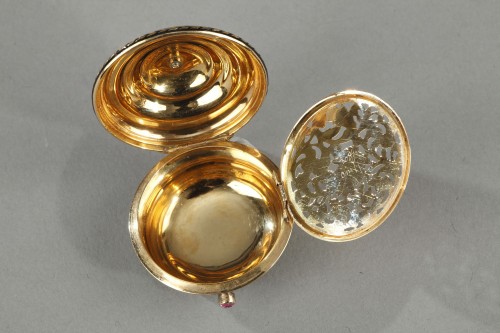 19th century - Vinaigrette in gold and enamel with precious stone Mid 19th century