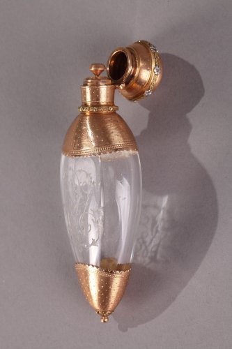 Crystal flask with gold, late 19th century - Objects of Vertu Style 