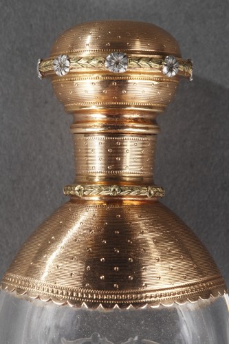 Flacon de parfum en or, cristal XIXe siècle - 