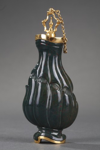 Jasper and Gold Flask 18th Centur English Craftsmanship - 