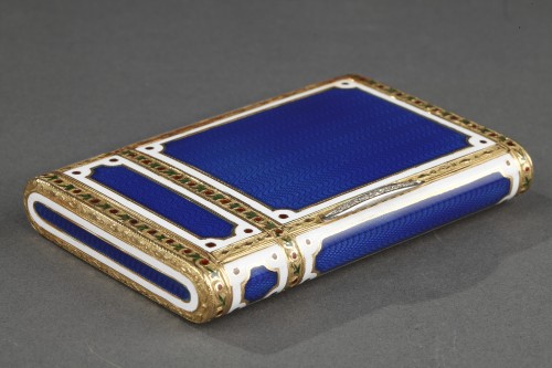 XXe siècle - Etui à cigarettes ou à cartes en or émaillé XXe siècle