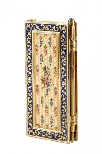 Mid 19th century English Dance card in gold and enamel