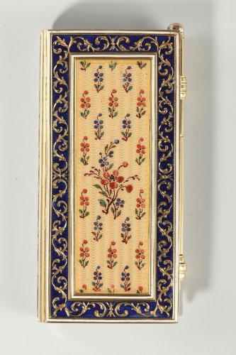 Mid 19th century English Dance card in gold and enamel - 