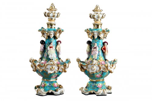 Pair of Jacob Petit porcelain flask Circa 1830-1840