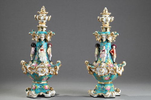 Antiquités - Paire de flacon en porcelaine, Jacob Petit époque Restauration