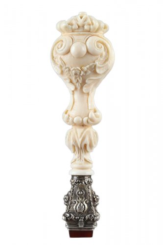 A 19th century Dieppe ivory desk seal with silver and agate