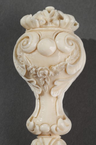 Restauration - Charles X - Sceau en argent, ivoire de Dieppe et agate XIXe siècle