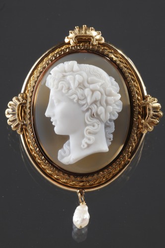 Gold Brooch with Pearl and Cameo on Agate - Antique Jewellery Style Napoléon III