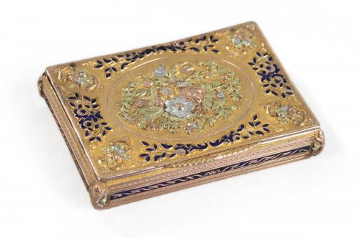 Early 19th gold and enamel box