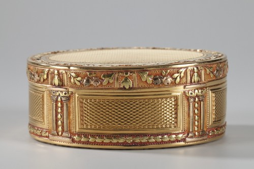 Louis XVI Gold snuff box Circa 1778 - Objects of Vertu Style Louis XVI