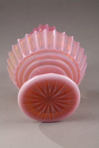 19th century - Charles X Pink Opaline Flask