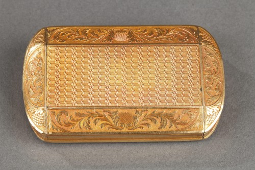 Antiquités - Gold Snuff Box, Restauration Period circa 1820-1830
