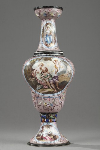 Argenterie et Arts de la table  - Vase en argent et émail de Vienne Hermann BÖHM