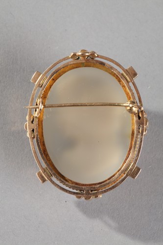Gold Brooch With Agate Cameo And Pearls - Antique Jewellery Style Napoléon III
